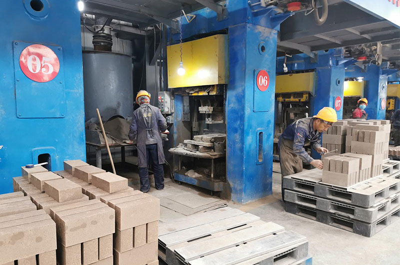 High alumina brick production workshop